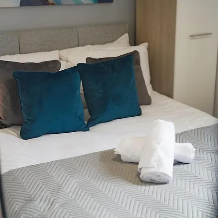 Modern 3 Bed With Garden, Free Parking And Wi-fi בית נופש Wilton (North Yorkshire)